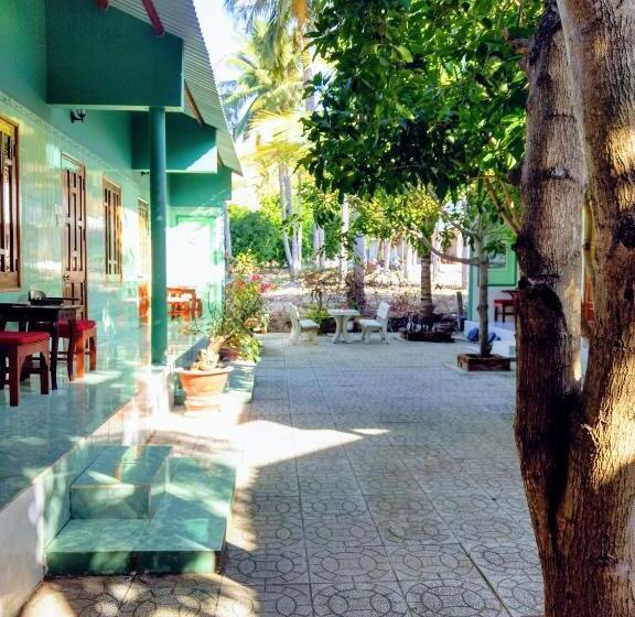 اتاق استاندارد با چشم‌انداز باغ, Anh Linh Guest House