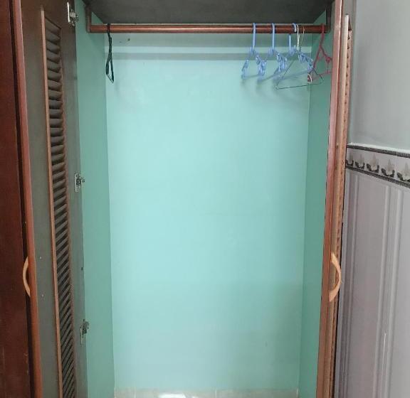 اتاق اکونومی, Anh Linh Guest House