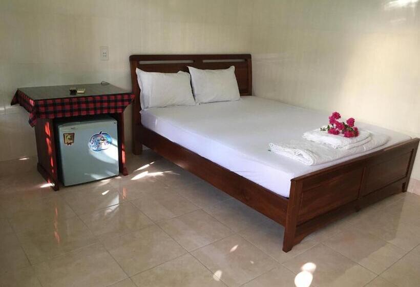 اتاق استاندارد با چشم‌انداز باغ, Anh Linh Guest House