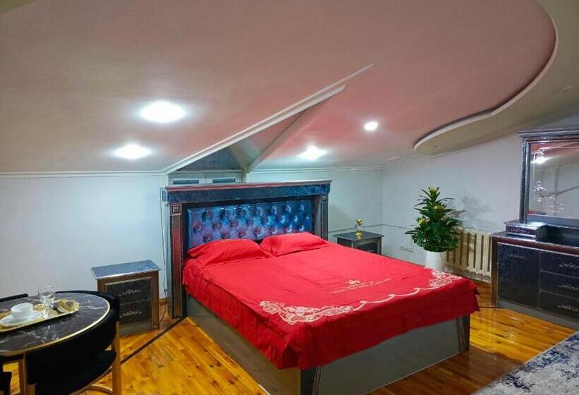 Habitación Estàndard Individual, Ray Hostel Premium