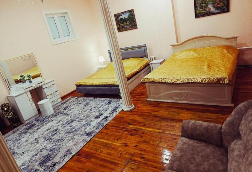 Habitació Quàdruple Estàndard, Ray Hostel Premium