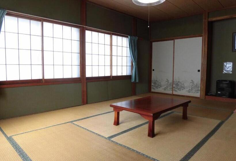 غرفة عائلية حمام مشترك, Morishigesou