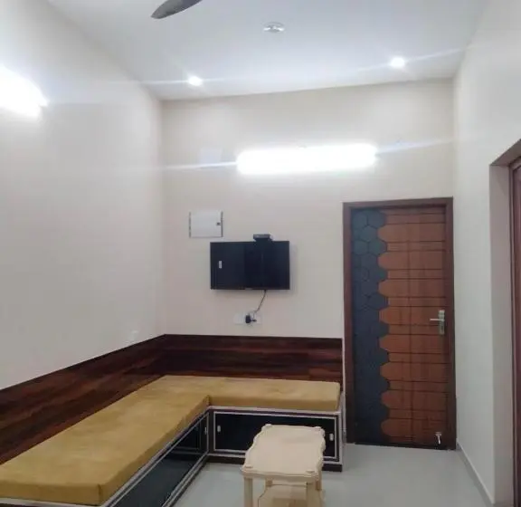 デラックスファミリールーム, Alif Serviced Apartments