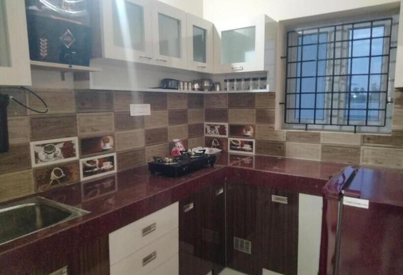 Семейный Номер Deluxe, Alif Serviced  Apartments