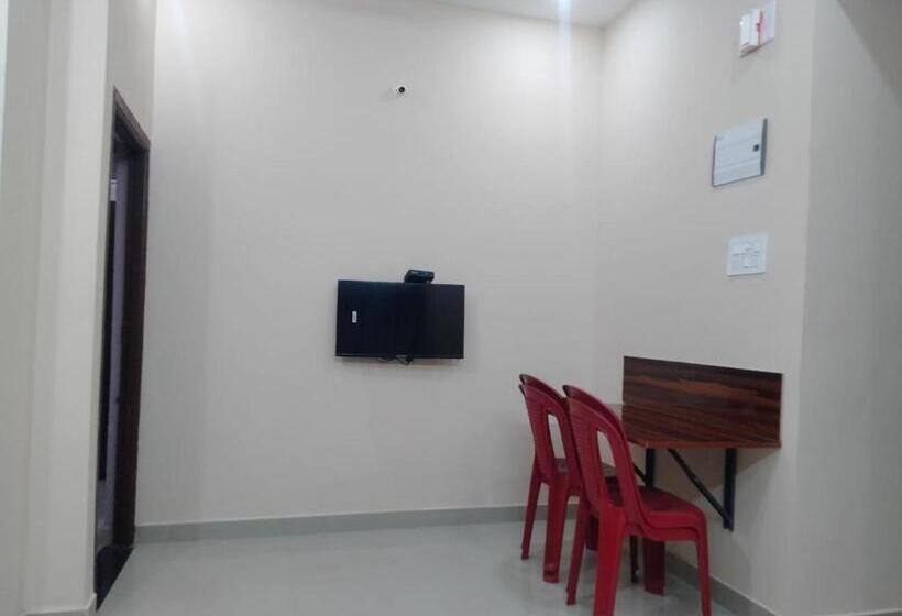 デラックスファミリールーム, Alif Serviced  Apartments