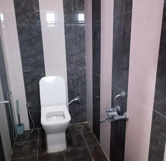 スタンダードスタジオ, Alif Serviced Apartments