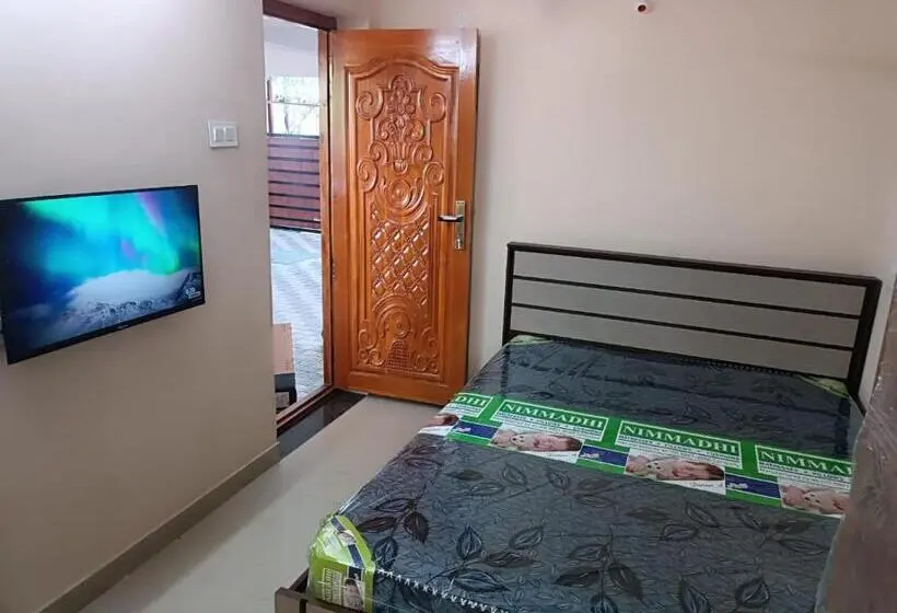 スタンダードスタジオ, Alif Serviced Apartments