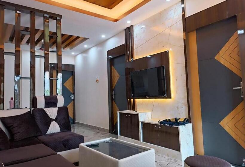 バルコニー付きデラックスルーム, Alif Serviced  Apartments