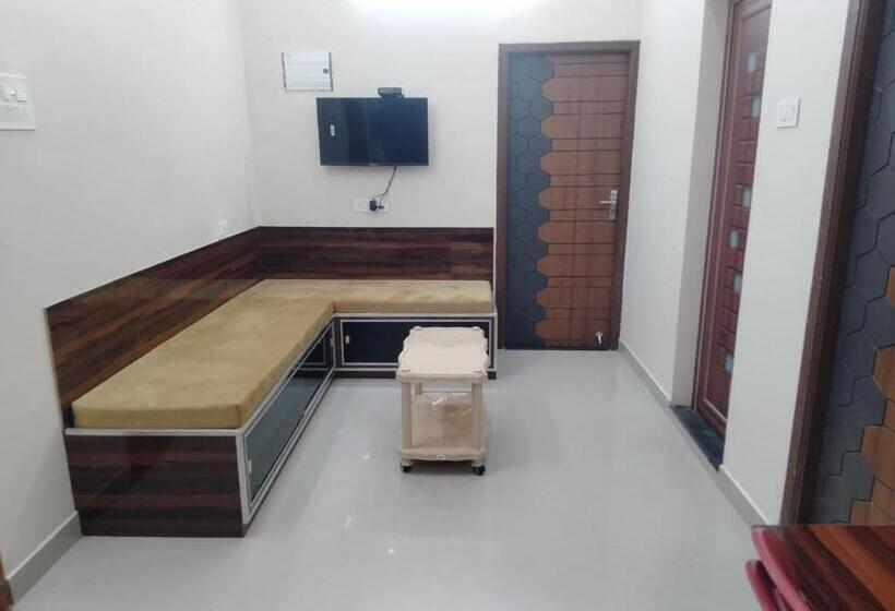 デラックスファミリールーム, Alif Serviced  Apartments