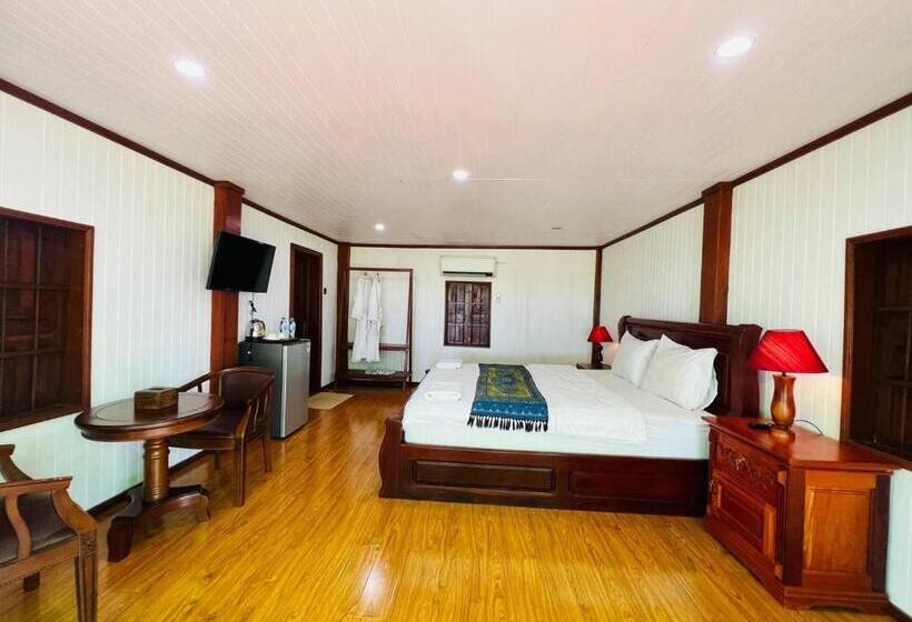 חדר סטנדרט נוף לאגם, Chomka Thnong Resort