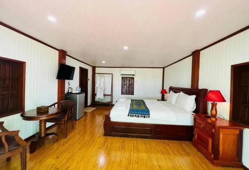 Standard-huone Järvinäkymä, Chomka Thnong Resort