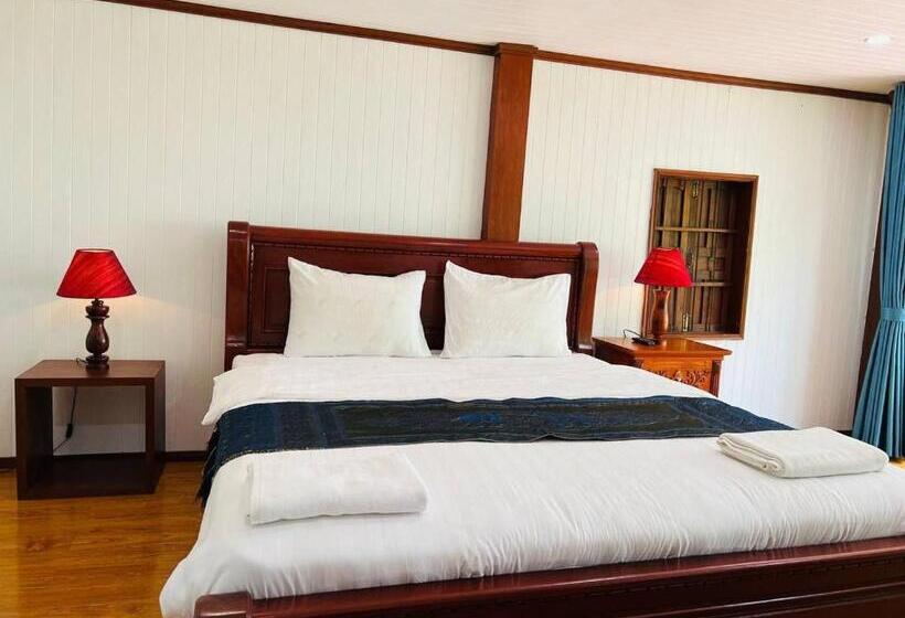 חדר סטנדרט נוף לאגם, Chomka Thnong Resort