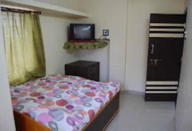 غرفة قياسية, City Plaza,burhanpur