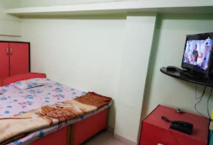 غرفة قياسية, City Plaza,burhanpur