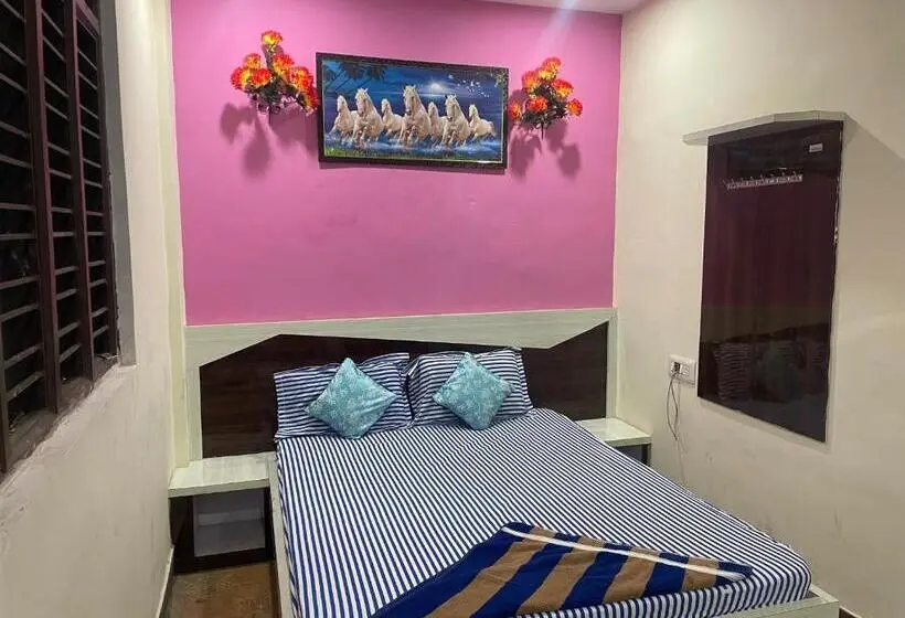 デラックストリプルルーム, Oyo A One Guest House
