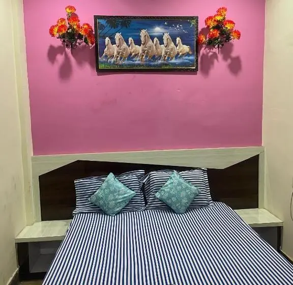 デラックストリプルルーム, Oyo A One Guest House