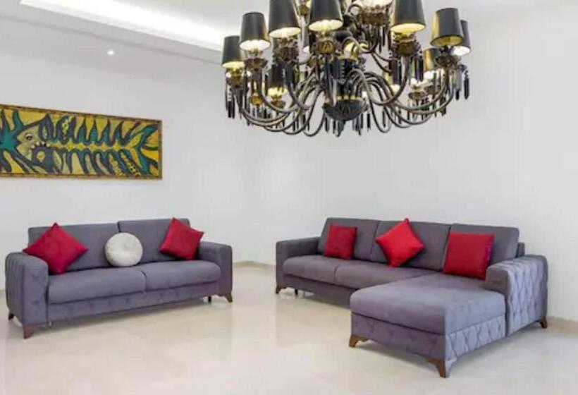 سوییت, Royal Residence Suites