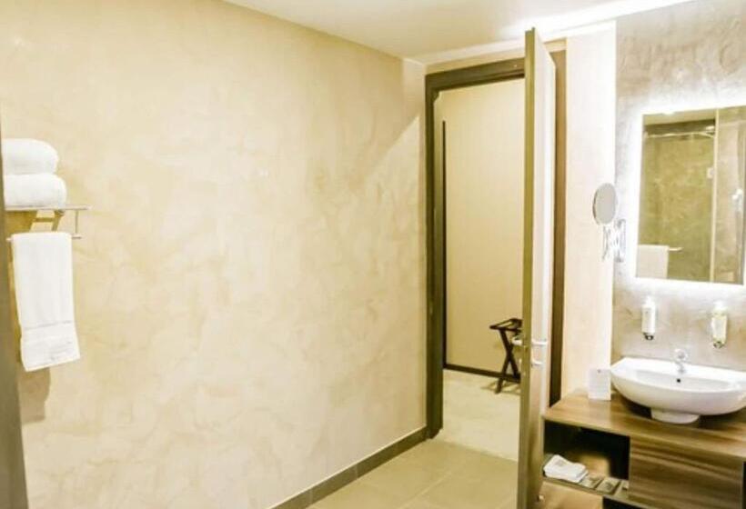 سوییت, Royal Residence Suites