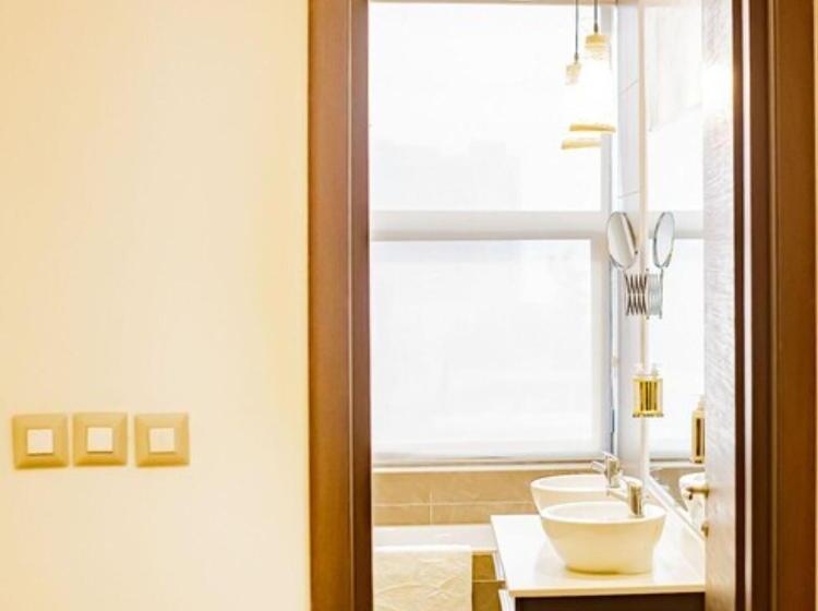 سوییت, Royal Residence Suites