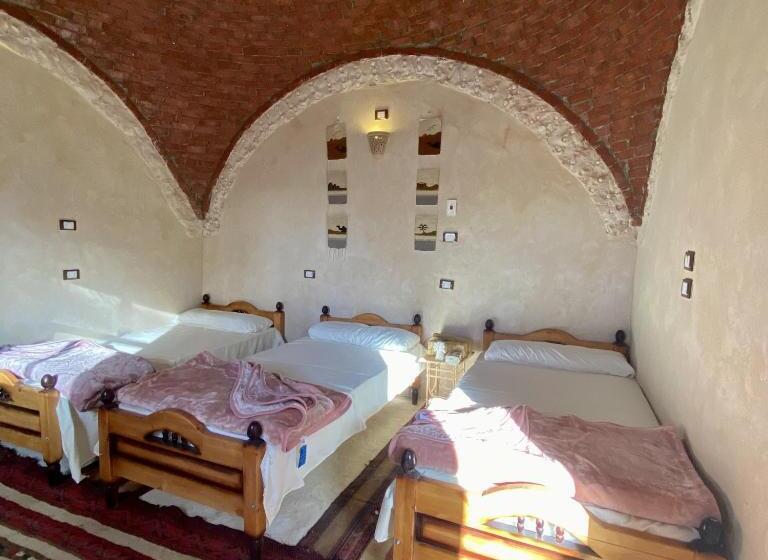 اتاق استاندارد سه نفره, Siwa Palace Lodge