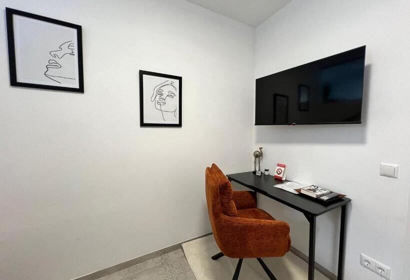 スタンダードシングルルーム, Modern Hotel Krems Hauptbahnhof