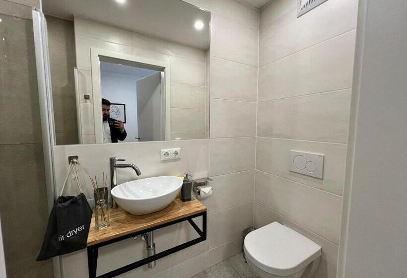 スタンダードシングルルーム, Modern Hotel Krems Hauptbahnhof