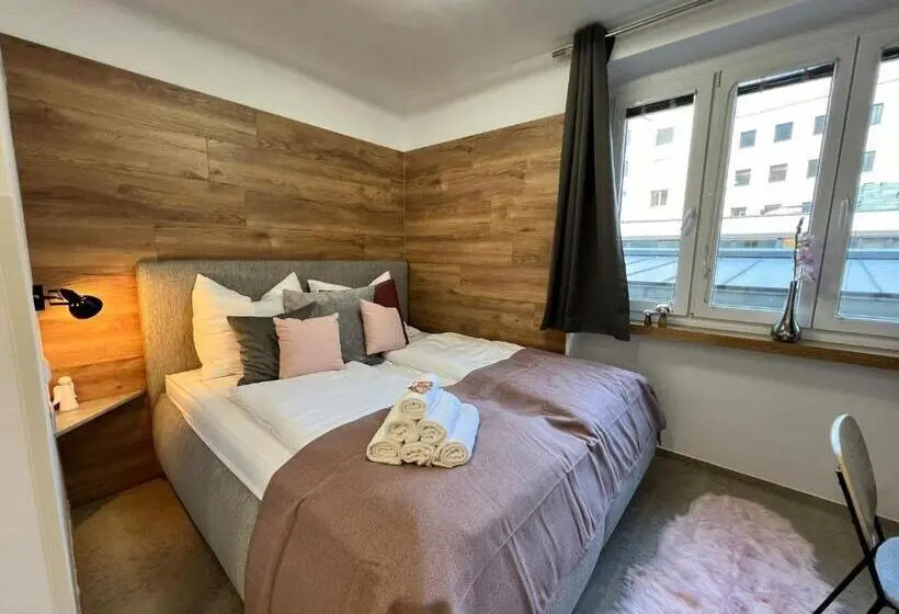キングサイズベッドのスタンダードルーム, Modern Hotel Krems Hauptbahnhof