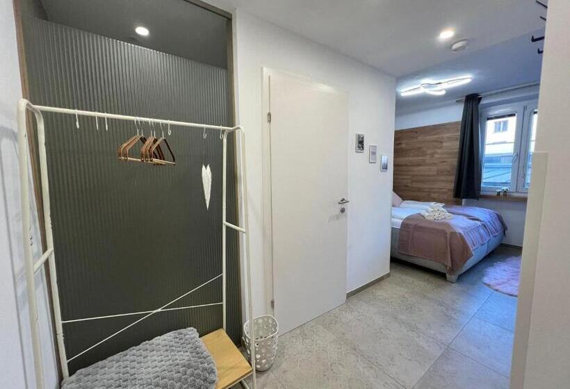 キングサイズベッドのスタンダードルーム, Modern Hotel Krems Hauptbahnhof