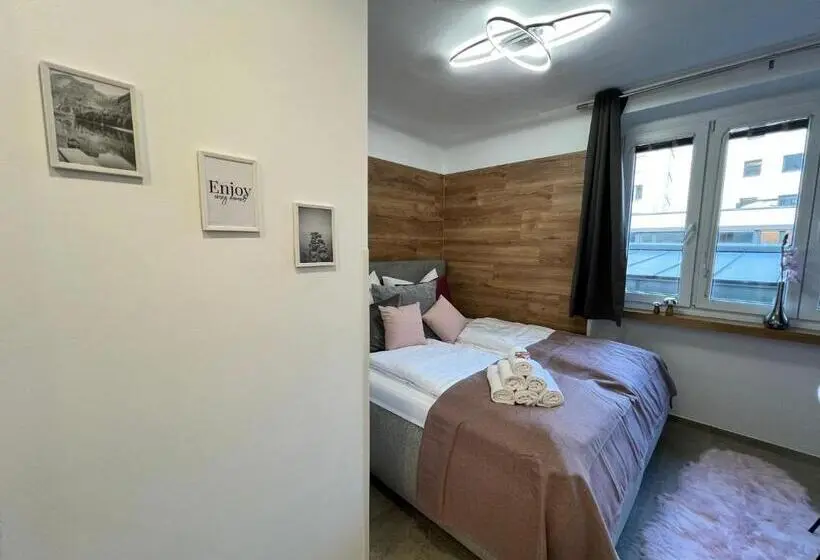 キングサイズベッドのスタンダードルーム, Modern Hotel Krems Hauptbahnhof