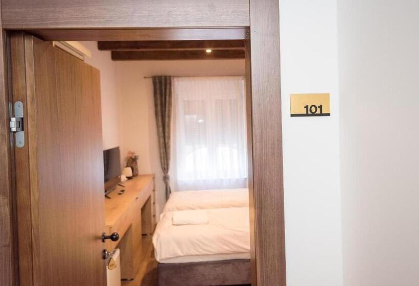 اتاق لوکس, Leo Luxury Rooms I Apartments