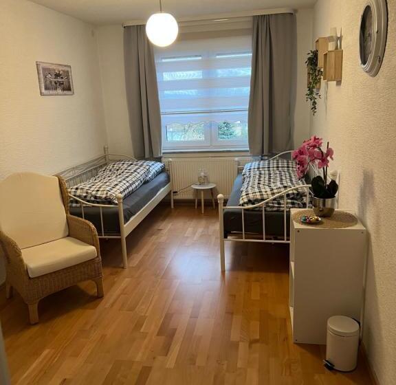 Номер Стандарт Вид на Сад, Meli Vellmar