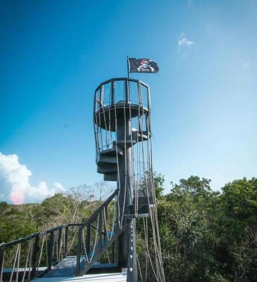 سوئیت 2 خوابه, Quantum Mayan Skyloft