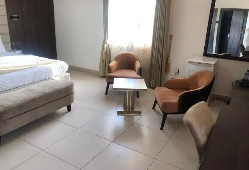 سوییت اجرایی, Roban Hotels Limited