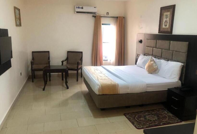 اتاق لوکس, Roban Hotels Limited