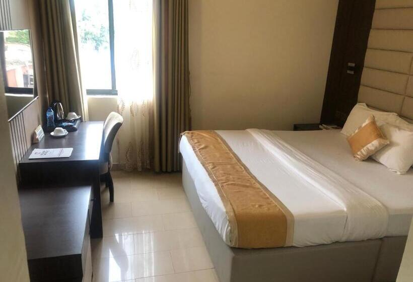 اتاق کلاس بیزنس, Roban Hotels Limited
