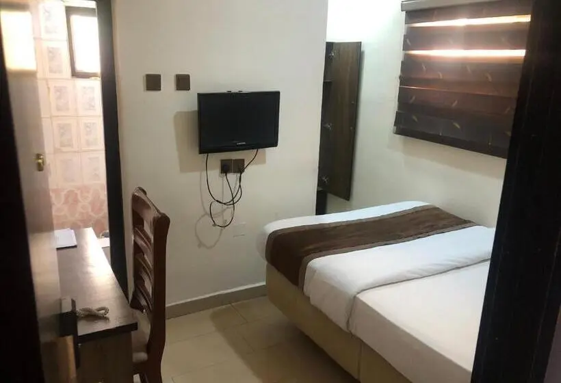 اتاق استاندارد یک نفره, Roban Hotels Limited