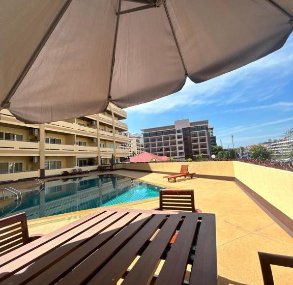 Апартаменты 1 Спальня с Балконом, View Talay Residence 4 Jomtien 56 Sqm Pool View