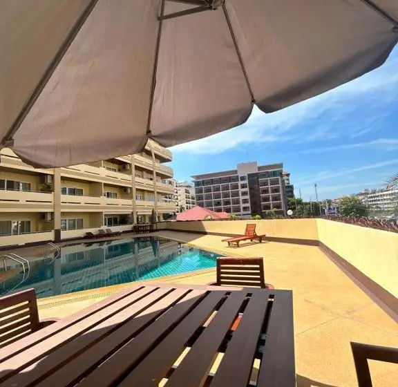Huoneisto 1 Makuuhuone Parveke, View Talay Residence 4 Jomtien 56 Sqm Pool View