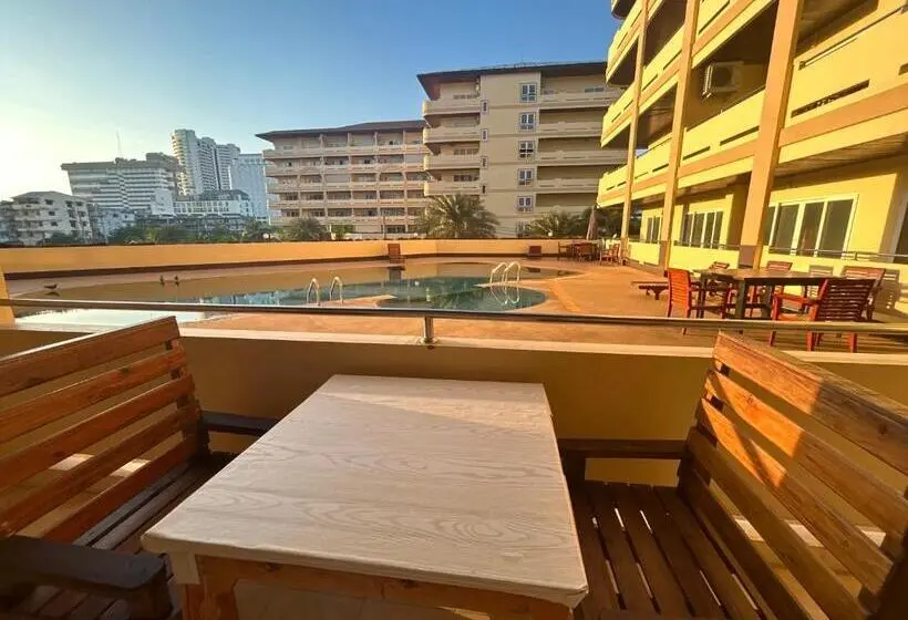 Huoneisto 1 Makuuhuone Parveke, View Talay Residence 4 Jomtien 56 Sqm Pool View