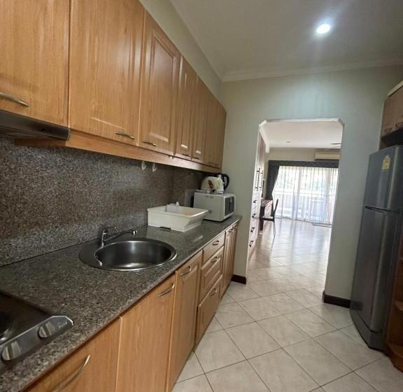 Апартаменты 1 Спальня с Балконом, View Talay Residence 4 Jomtien 56 Sqm Pool View
