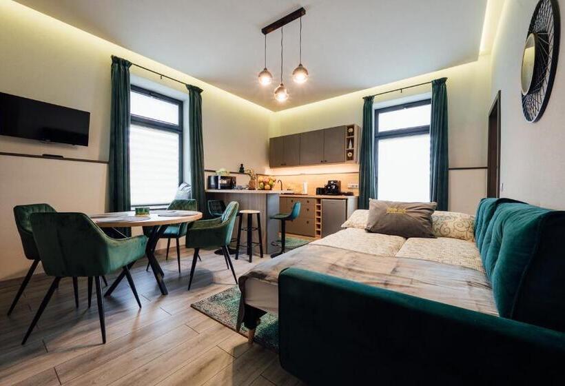 آپارتمان دوبلکس 1 خوابه, Gerab Resort