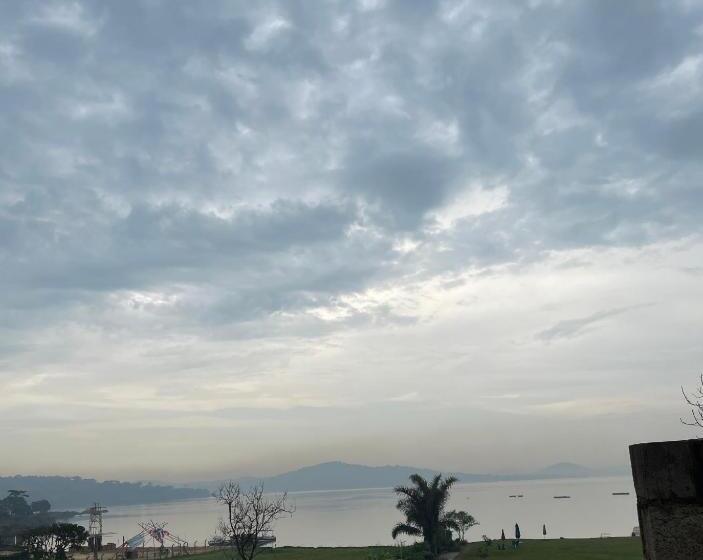 اتاق استاندارد با چشم‌انداز دریاچه, Lakeshore Victoria View Apartments