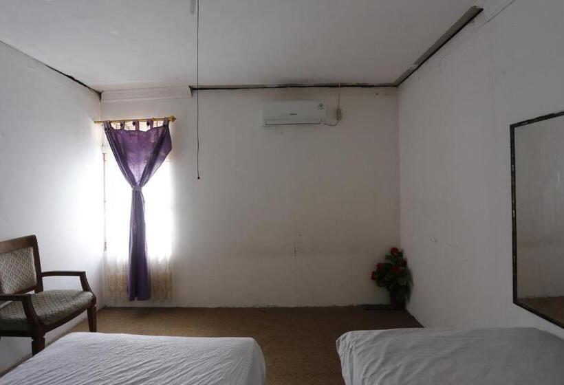 スタンダードルーム, Oyo 93380 Penginapan Mangkoe Barokah