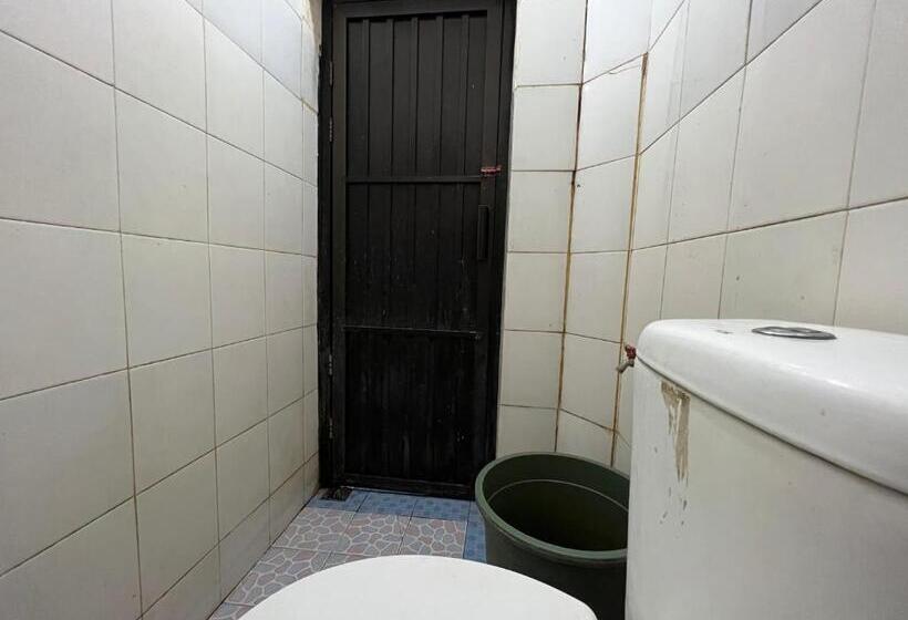 スタンダードルーム, Oyo 93406 Pondok Bulo Ugi Syariah