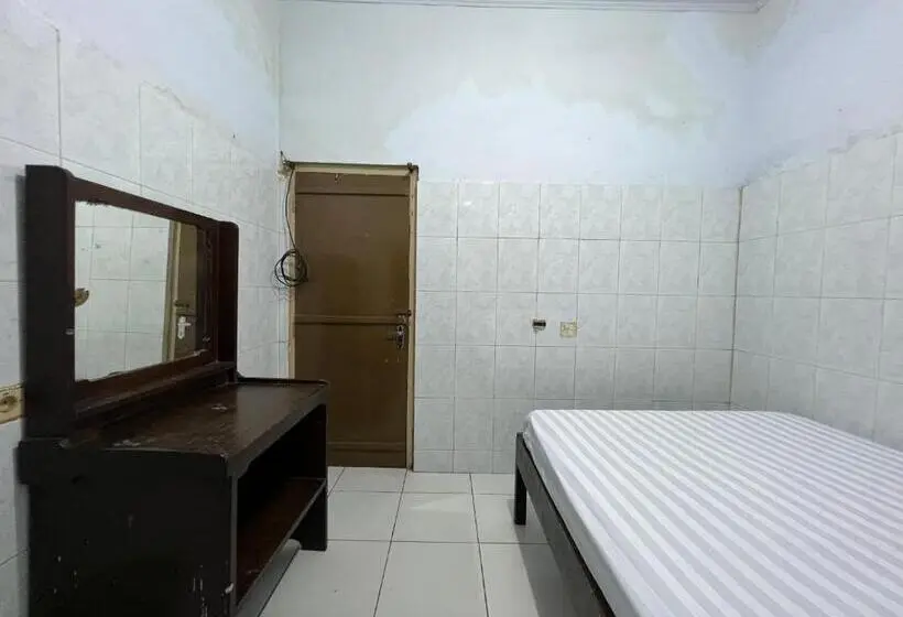 スタンダードルーム, Oyo 93406 Pondok Bulo Ugi Syariah