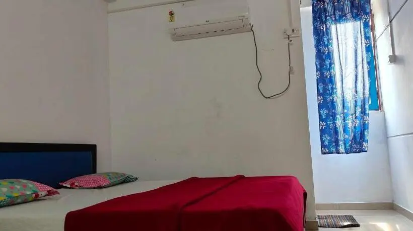 Classic Kolmen Hengen Huone, Oyo Flagship Heaven Stay