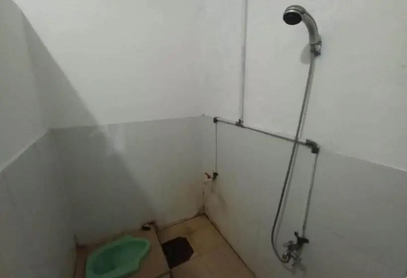 スーペリアシングルルーム, Spot On 93385 Penginapan Hj Lilis 2 Syariah