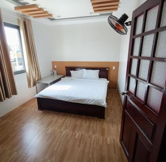 اتاق استاندارد, Trung Hiếu Hotel   Bên Cạnh Miếu Bà Chúa Xứ