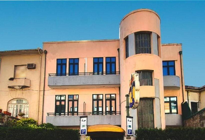 استودیوی لوکس, O Coração Do Porto