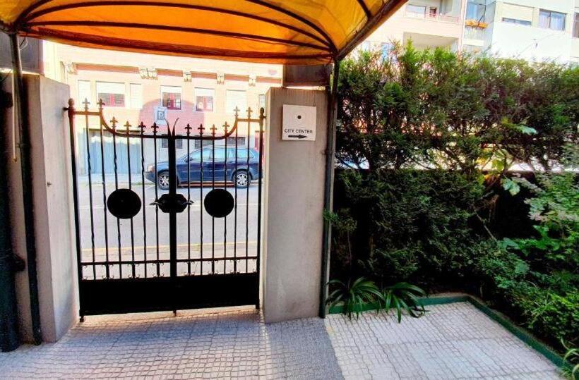 استودیوی لوکس, O Coração Do Porto